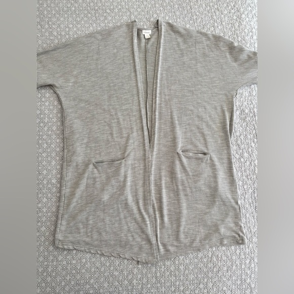 DONNI Anthropologie Gray White Lightweight Ribbed Striped Open Cardigan O/S - Picture 4 of 9